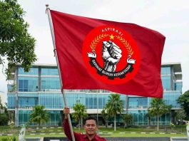 AWAS PROVOKASI BERDARAH! PTPN 4 Jambi Diduga Siapkan ‘Pasukan Boneka’ SPBUN Hadapi 1000 Buruh, Manajer Kebun Arogan Mengaku Sejajar Direktur!